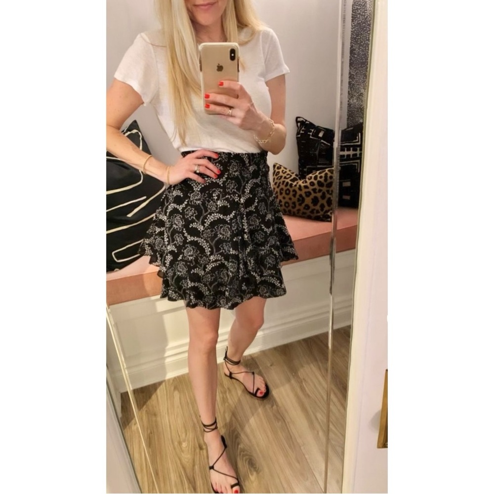 NWT ALC Vera Floral Print Ruffle Skirt - Black & White Silk Blend Mini Skirt